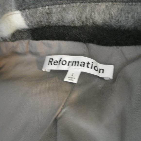 NWT Reformation York Coat in Light Grey Plaid Size L #1465 - Picture 11 of 12